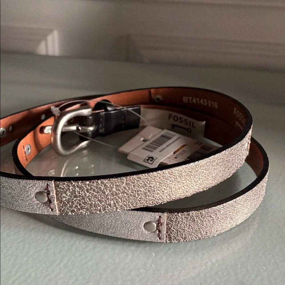 NWT $34 Fossil Leather Metallic & Black Multi Colorblock Skinny Belt - Picture 6 of 8